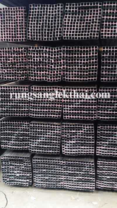 แป๊ปเหลี่ยม (CARBON STEEL SQUARE)แป๊ปเหลี่ยม (CARBON STEEL SQUARE) รุ่งแสงเหล็กไทย รุ่งแสงสตีล ฟังเจียอี้ ผลิตและจำหน่ายเหล็กทุกชนิด เหล็ก ขายเหล็ก ร้านเหล็ก ตะแกรงโรงสี ร้านขายเหล็ก ร้านจำหน่ายเหล็ก จำหน่ายเหล็ก เหล็กรูปพรรณ ค้าเหล็ก รับตัดเหล็กตามแบบทุกชนิด ตัดเหล็ก เหล็กโครงสร้าง เหล็กแผ่นซิงค์ เหล็กแผ่นลาย เหล็กแผ่นขาว ลวดตะแกรง แป๊บเหลี่ยม แป๊บกลมดำ แป๊ปเหลี่ยม แป๊ปกลมดำ เหล็กไอบีม เหล็กเอชบีม ท่อแสตนเลส เหล็กราง เหล็กเพลาขาว ลวดผูกเหล็ก ปั๊มน้ำมิตซูบิชิ เหล็กแผ่น ลวดเชื่อม ท่อกลมดำ แผ่นตะแกรงเหล็กฉีก ท่อเหล็กชุบสังกะสี เหล็กแผ่นดำ แป๊ปแบน แผ่นตะแกรง ราคาเหล็ก เหล็กฉาก ไวรเมท รางน้ำ ไอบีม เอชบีม เหล็กแบน เหล็กตัวซี เหล็กข้ออ้อย เหล็กเส้นกลม เหล็กรูปพรรณ เหล็กกล่อง เหล็กท่อดำ เหล็กสี่เหลี่ยมตัน เหล็กราคาถูก I-Beam H-Beam ท่อพีวีซี สแตนเลส อุปกรณ์ก่อร้าง สีกันสนิม TOA ฮาร์ดแวร์ ข้อต่องานประปา เหล็กก่อสร้าง สุพรรณบุรี อ่างทอง ชัยนาท สิงห์บุรี นนทบุรี เชียงใหม่ เชียงราย น่าน พะเยา แพร่ แม่ฮ่องสอน ลำปาง ลำพูน อุตรดิตถ์ ตาก นครสวรรค์ สุโขทัย นครปฐม กาญจนบุรี อยุธยา