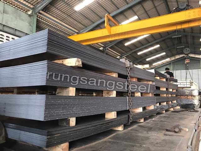 เหล็กแผ่นดำ (HOT ROLLED STEEL PLATE AND SHEET)เหล็กแผ่นดำ (HOT ROLLED STEEL PLATE AND SHEET) รุ่งแสงเหล็กไทย รุ่งแสงสตีล ฟังเจียอี้ ผลิตและจำหน่ายเหล็กทุกชนิด เหล็ก ขายเหล็ก ร้านเหล็ก ตะแกรงโรงสี ร้านขายเหล็ก ร้านจำหน่ายเหล็ก จำหน่ายเหล็ก เหล็กรูปพรรณ ค้าเหล็ก รับตัดเหล็กตามแบบทุกชนิด ตัดเหล็ก เหล็กโครงสร้าง เหล็กแผ่นซิงค์ เหล็กแผ่นลาย เหล็กแผ่นขาว ลวดตะแกรง แป๊บเหลี่ยม แป๊บกลมดำ แป๊ปเหลี่ยม แป๊ปกลมดำ เหล็กไอบีม เหล็กเอชบีม ท่อแสตนเลส เหล็กราง เหล็กเพลาขาว ลวดผูกเหล็ก ปั๊มน้ำมิตซูบิชิ เหล็กแผ่น ลวดเชื่อม ท่อกลมดำ แผ่นตะแกรงเหล็กฉีก ท่อเหล็กชุบสังกะสี เหล็กแผ่นดำ แป๊ปแบน แผ่นตะแกรง ราคาเหล็ก เหล็กฉาก ไวรเมท รางน้ำ ไอบีม เอชบีม เหล็กแบน เหล็กตัวซี เหล็กข้ออ้อย เหล็กเส้นกลม เหล็กรูปพรรณ เหล็กกล่อง เหล็กท่อดำ เหล็กสี่เหลี่ยมตัน เหล็กราคาถูก I-Beam H-Beam ท่อพีวีซี สแตนเลส อุปกรณ์ก่อร้าง สีกันสนิม TOA ฮาร์ดแวร์ ข้อต่องานประปา เหล็กก่อสร้าง สุพรรณบุรี อ่างทอง ชัยนาท สิงห์บุรี นนทบุรี เชียงใหม่ เชียงราย น่าน พะเยา แพร่ แม่ฮ่องสอน ลำปาง ลำพูน อุตรดิตถ์ ตาก นครสวรรค์ สุโขทัย นครปฐม กาญจนบุรี อยุธยา